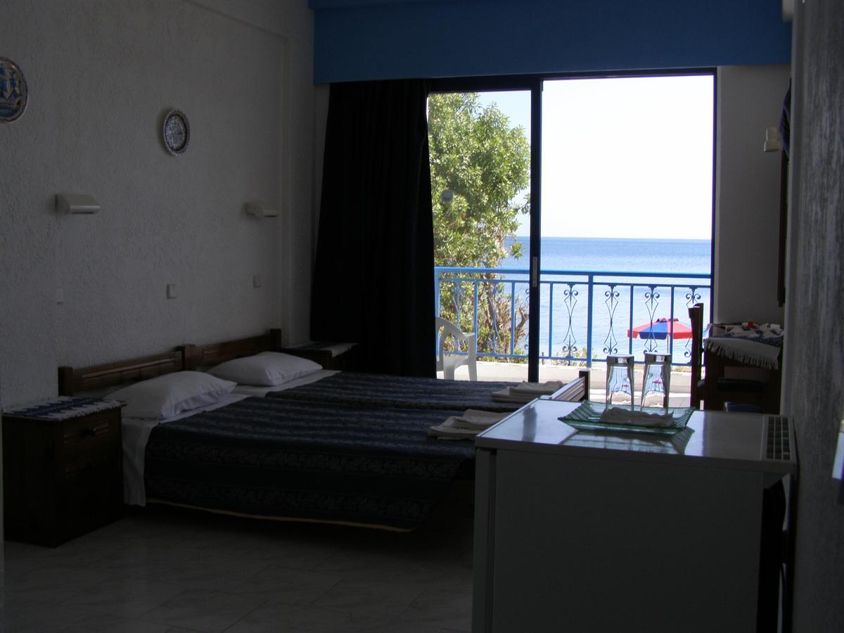 Hotel Eleni Beach Livadia  Dış mekan fotoğraf